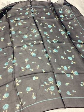 Laura Ashley lovely blue scarf new 💙